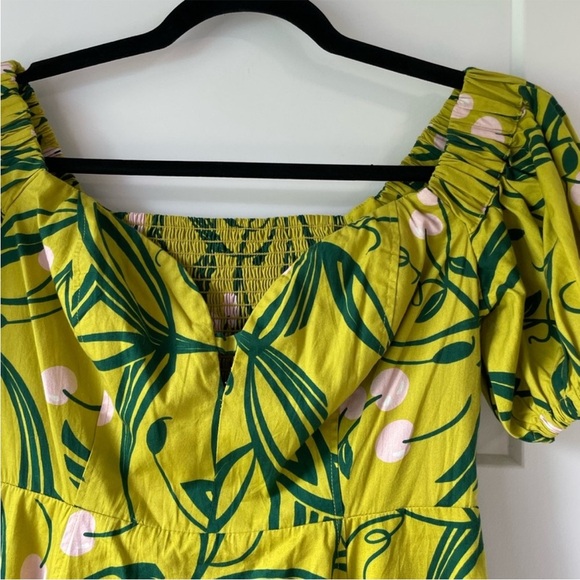 Maeve Puff-Sleeve Sweetheart Dress in Cherry Chartreuse - Picture 6 of 13